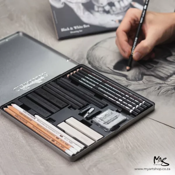 Cretacolor Black and White Drawing Set Skull Edition